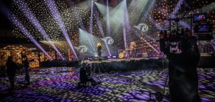 Froukje performs to a near-empty Oosterpoort at ESNS 2021
